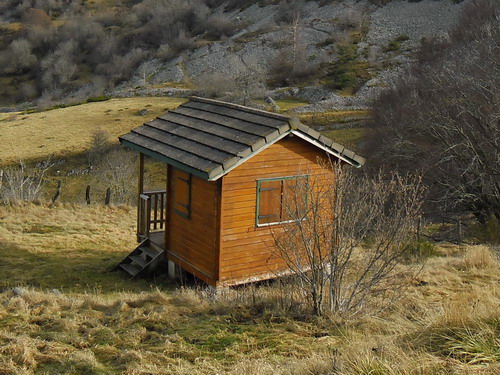 mini chalet anais à saint urcize cantal