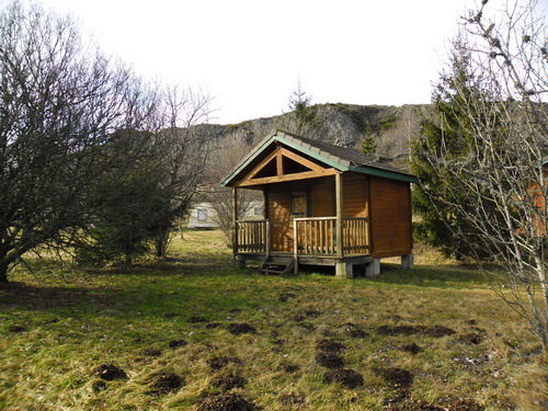 mini chalet isabelle à saint urcize dans le cantal